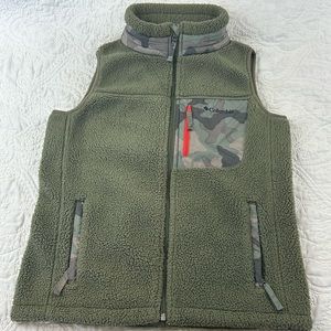 Columbia fleece vest women’s small
